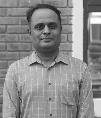 Dr. Saurabh Tripathi